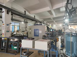 旋轉(zhuǎn)霧化器動(dòng)力電纜出線方式